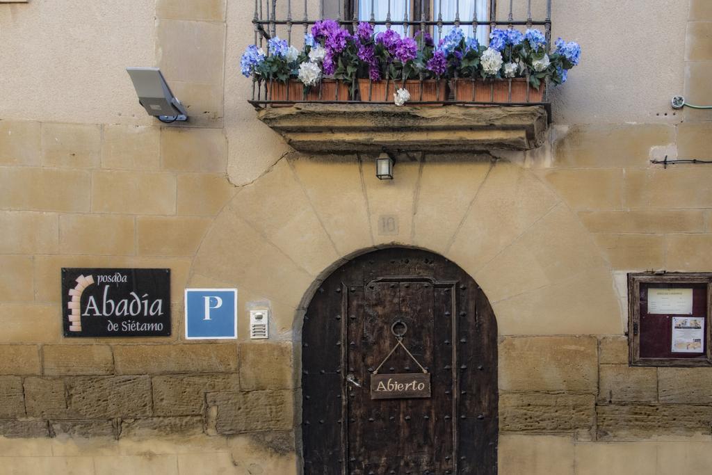 Posada Abadia De Sietamo Ngoại thất bức ảnh